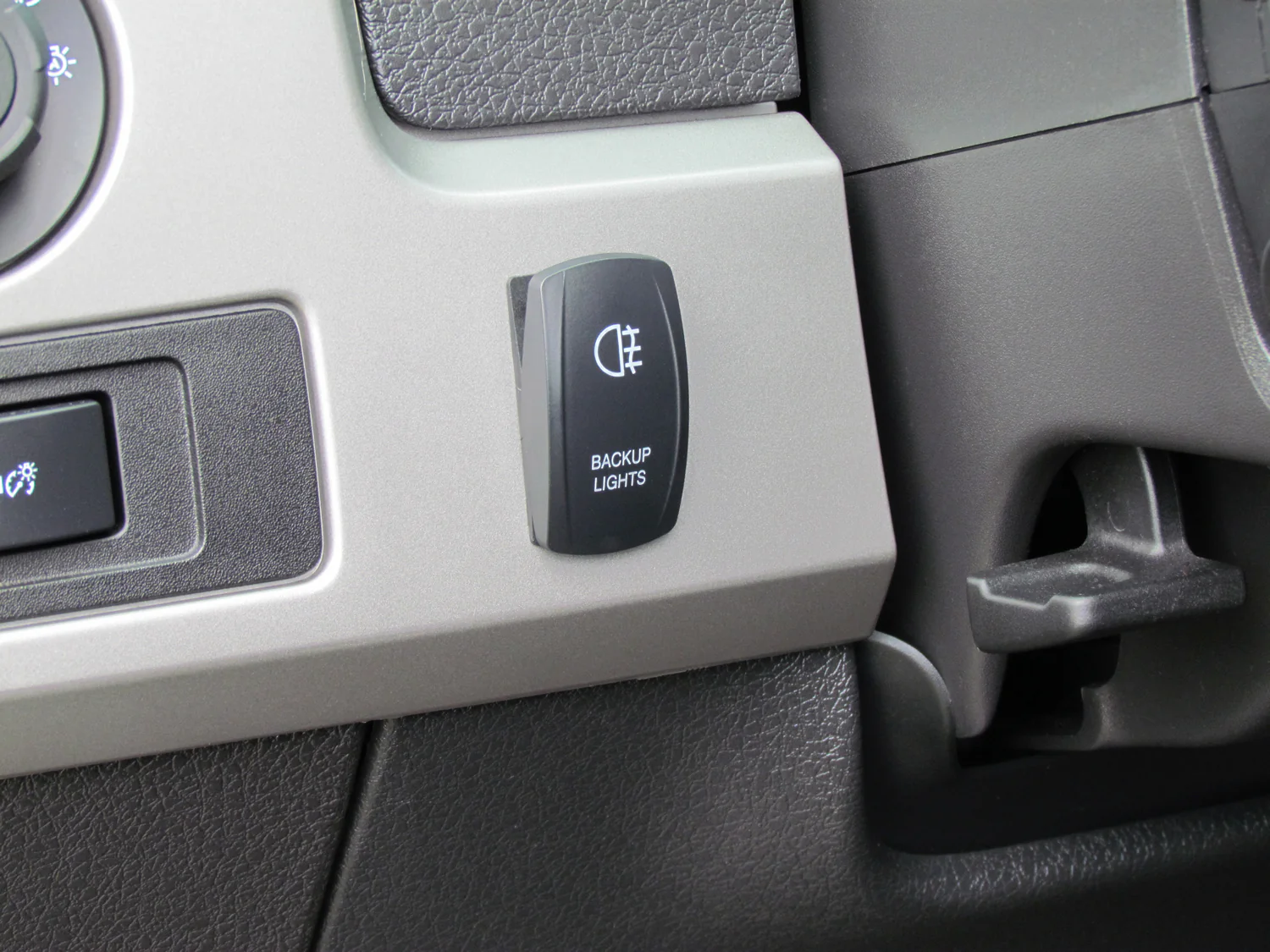 Starkey Backup / Auxiliary Lighting Kit - Fits All Truck / SUV - Image 3